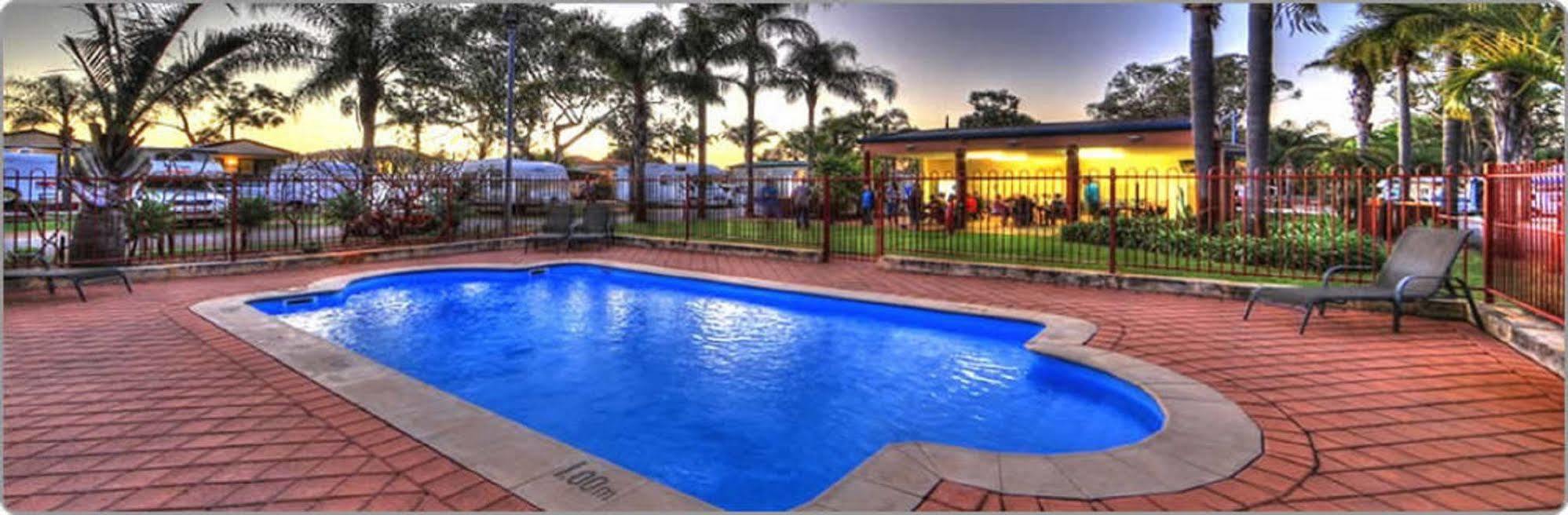 Central Caravan Park Perth Esterno foto