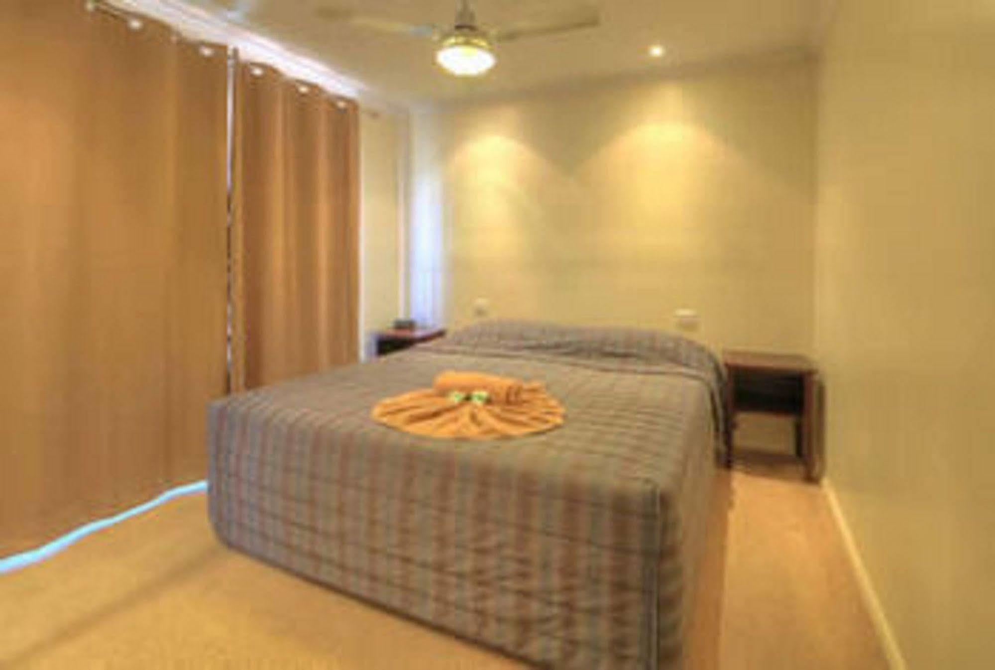 Central Caravan Park Perth Esterno foto